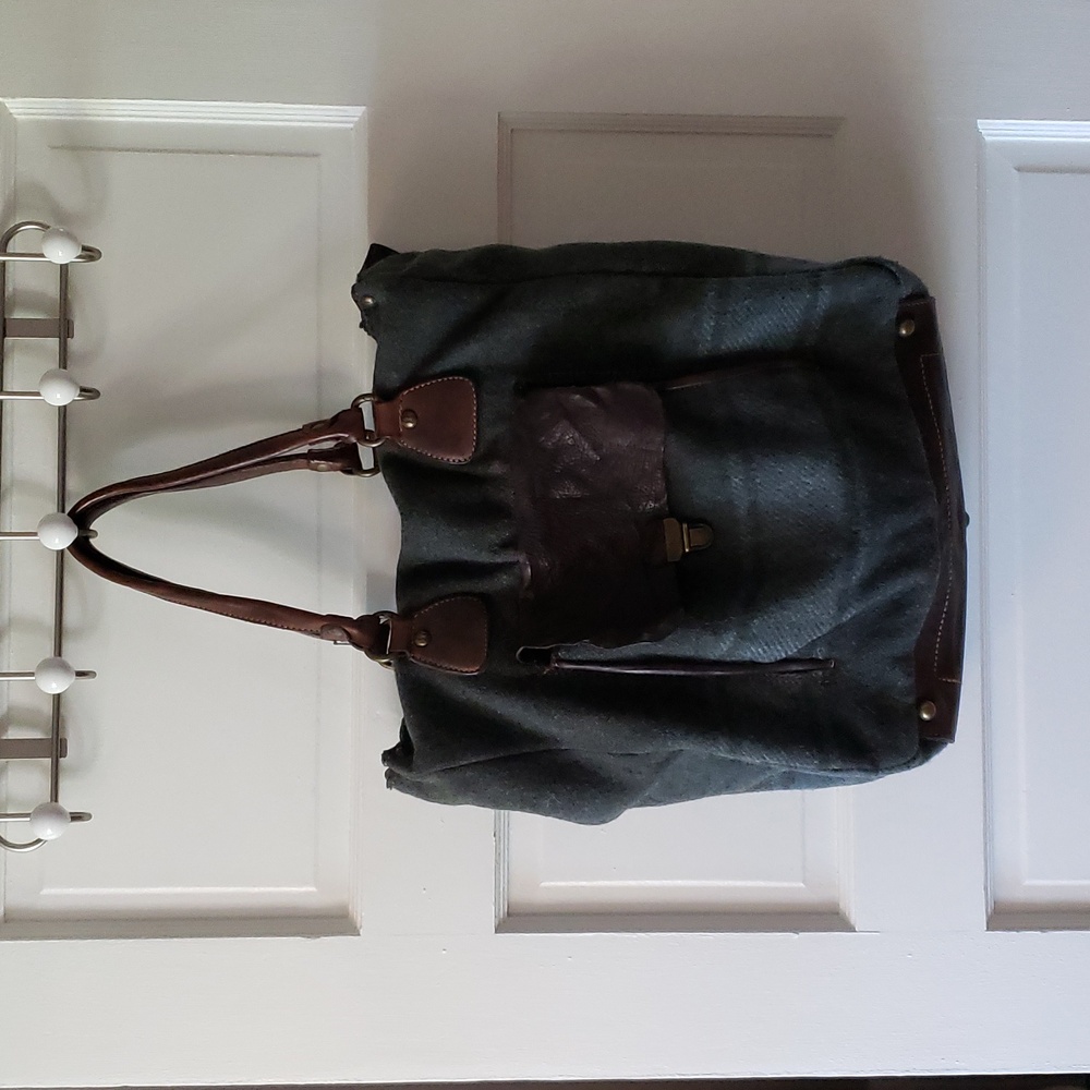 Campomaggi wool and leather large zipper tote